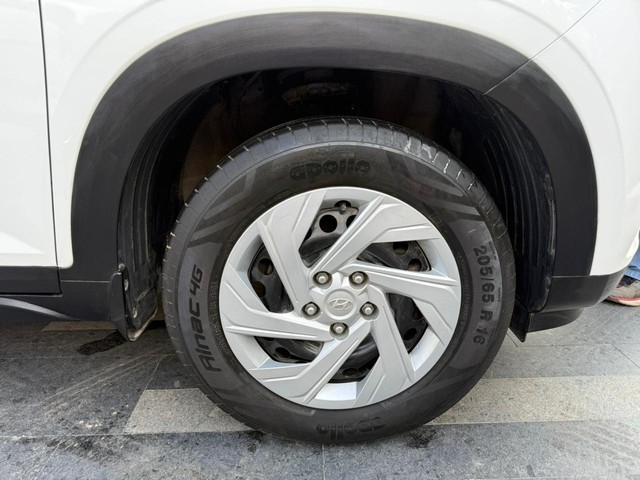 Second-hand 2022 Hyundai Creta E Diesel BSVI for sale in New Delhi-16