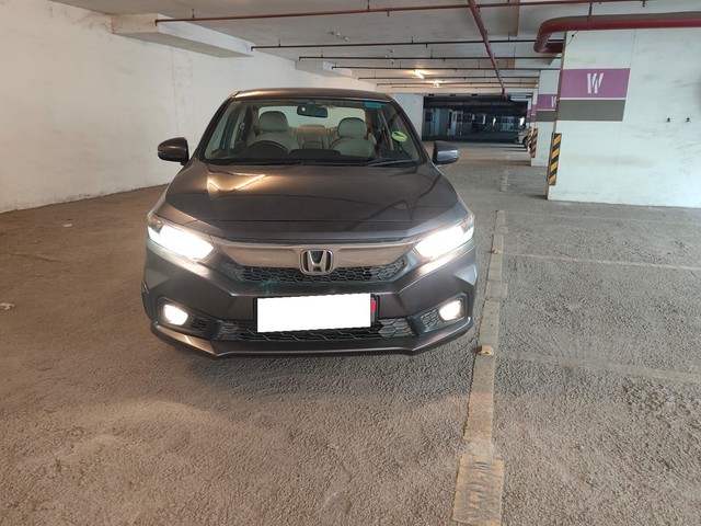Second-hand 2018 Honda Amaze V CVT Petrol BSIV for sale in Mumbai-0