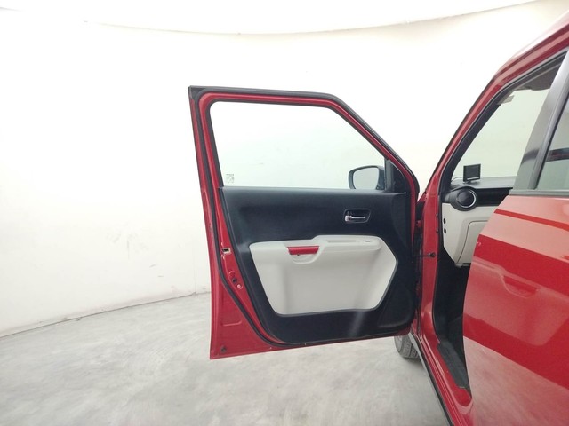 Second-hand 2017 Renault Captur Platine Dual Tone Petrol for sale in Coimbatore-27