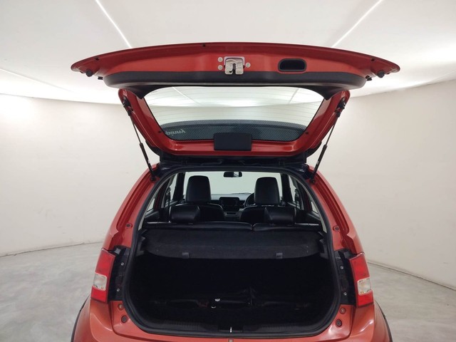 Second-hand 2017 Renault Captur Platine Dual Tone Petrol for sale in Coimbatore-32