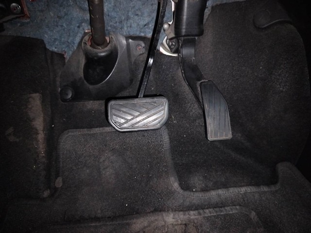 Second-hand 2017 Renault Captur Platine Dual Tone Petrol for sale in Coimbatore-14