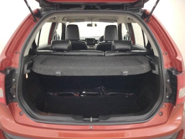 Second-hand 2017 Renault Captur Platine Dual Tone Petrol for sale in Coimbatore-9