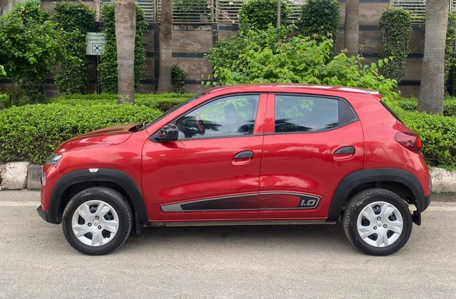 Second-hand 2021 Renault KWID 1.0 RXL AMT for sale in New Delhi-5