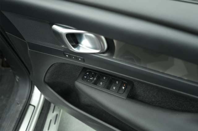 Second-hand 2024 Volvo EX40 E60 Plus for sale in Gurgaon-14