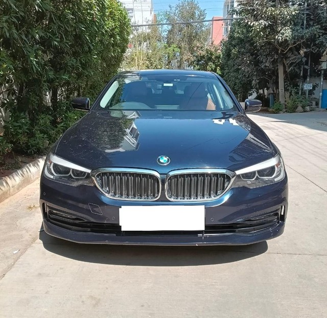 Second-hand 2017 BMW 5 Series 520d M Sport for sale in Hyderabad-6