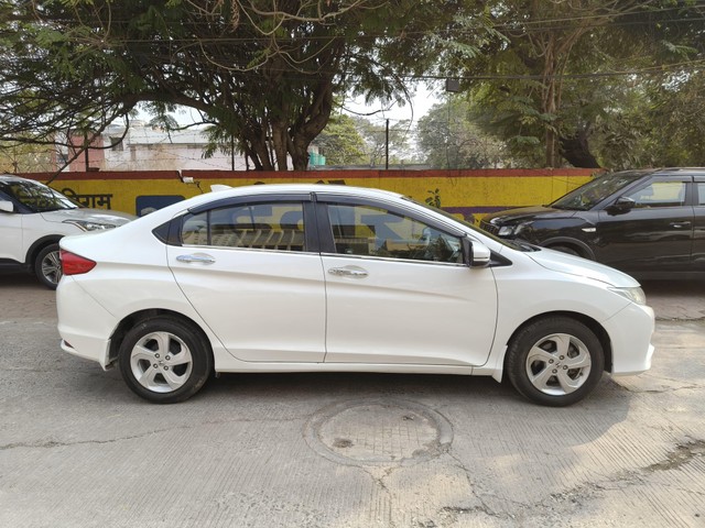 Second-hand 2014 Honda City i VTEC VX for sale in Indore-1