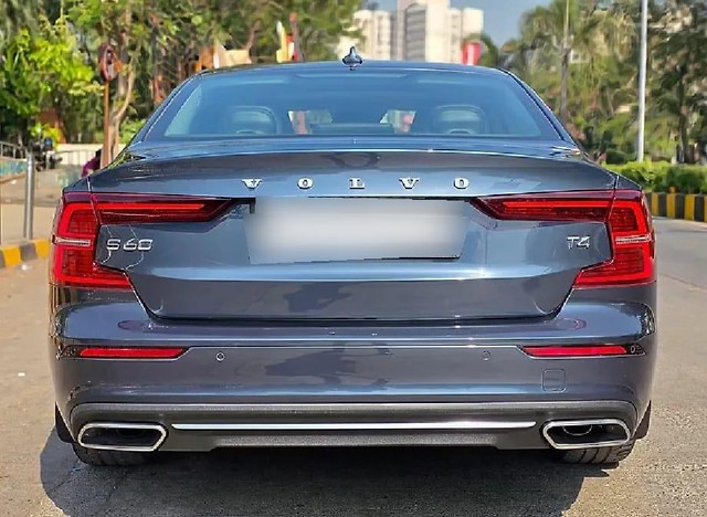 Second-hand 2021 Volvo S60 T4 Inscription for sale in Mumbai-13