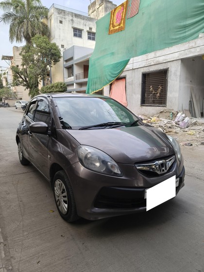 Second-hand 2013 Honda Brio S MT for sale in Indore