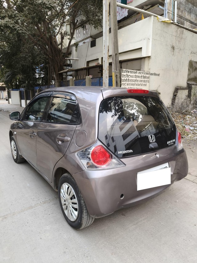 Second-hand 2013 Honda Brio S MT for sale in Indore-8
