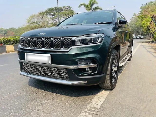 Second-hand 2024 Jeep Meridian Limited Opt 4x2 AT for sale in Mumbai-4