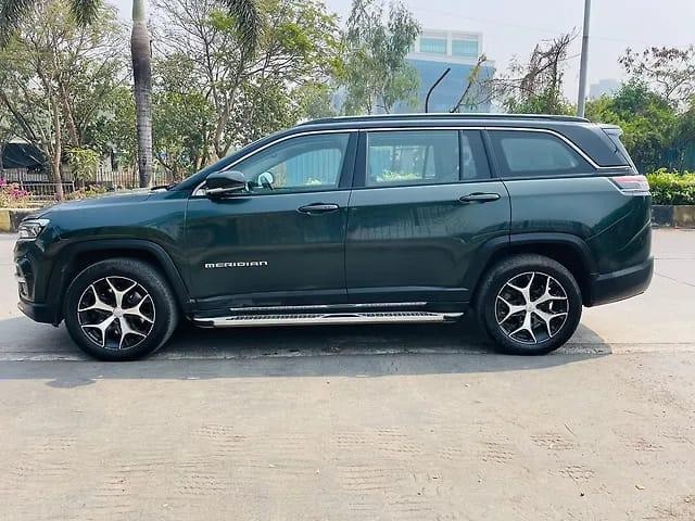 Second-hand 2024 Jeep Meridian Limited Opt 4x2 AT for sale in Mumbai-3