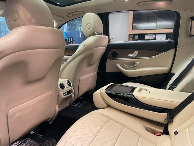 Second-hand 2018 Mercedes-Benz E-Class Exclusive E 220 d BSIV for sale in Mumbai-17