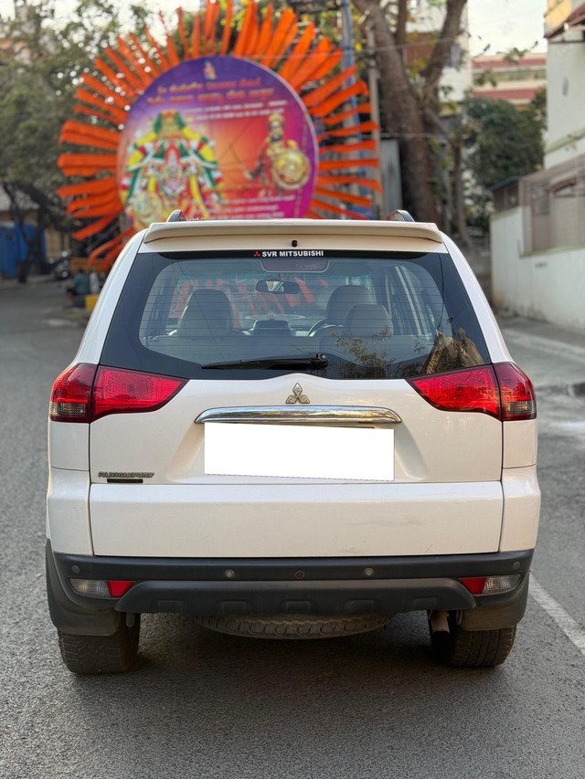 Second-hand 2015 Mitsubishi Pajero Sport 4X2 AT for sale in Bangalore-5