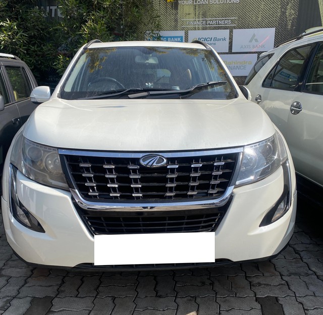 Second-hand 2019 Mahindra XUV500 W11 BSIV for sale in Jabalpur-0