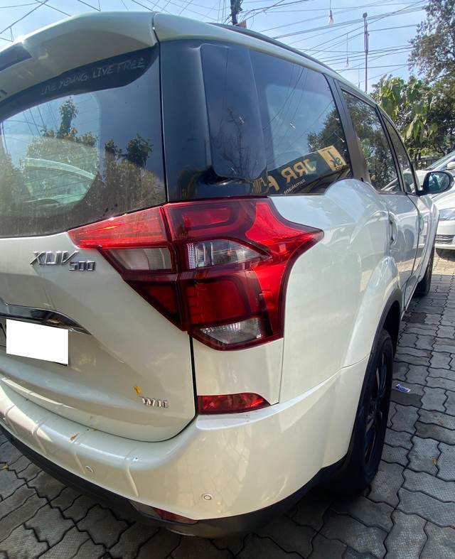 Second-hand 2019 Mahindra XUV500 W11 BSIV for sale in Jabalpur-8