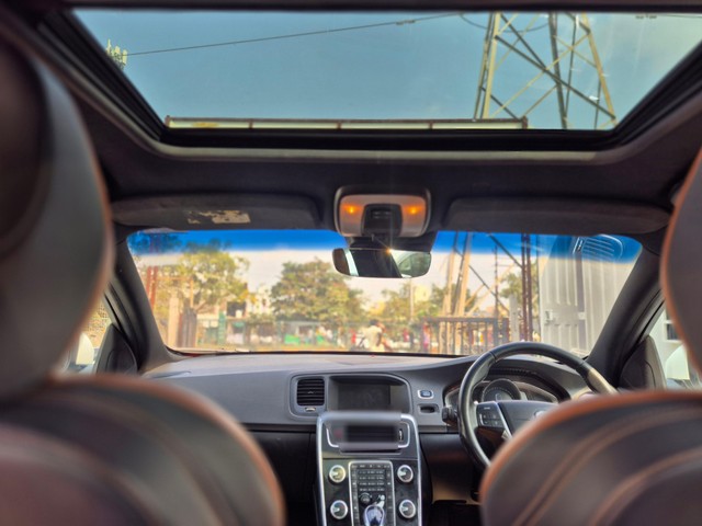 Second-hand 2015 Volvo XC60 D5 Summum for sale in Vadodara-4