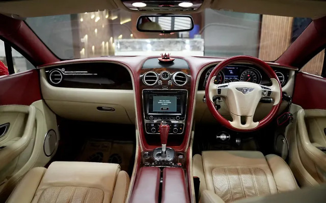 Second-hand 2015 Bentley Continental GT for sale in New Delhi-2