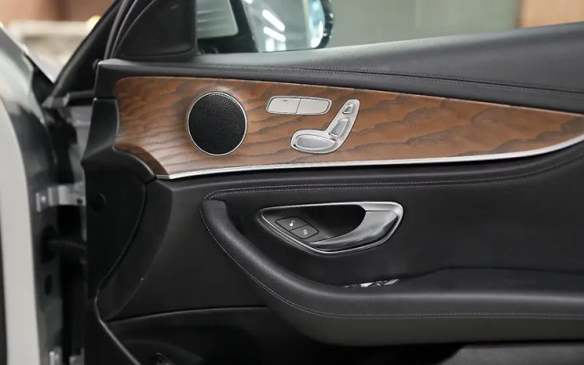 Mercedes-Benz E-Class E200 Edition E Second-hand 2017 Mercedes-Benz E-Class E200 Edition E for sale in New Delhi-6