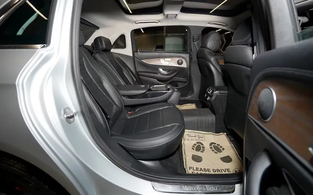 Mercedes-Benz E-Class Exclusive E 200 Second-hand 2021 Mercedes-Benz E-Class Exclusive E 200 for sale in New Delhi-6