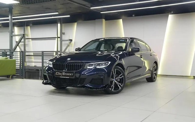 Second-hand 2021 BMW 3 Series Long Wheelbase 330Li M Sport First Edition for sale in New Delhi-1