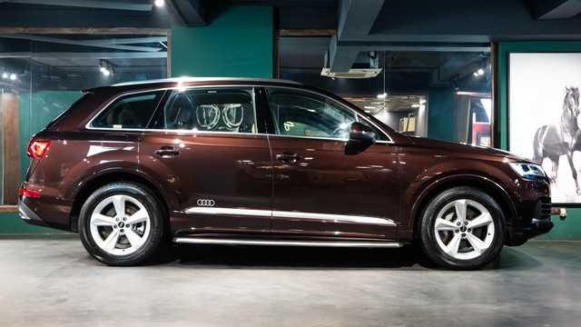Second-hand 2022 Audi Q7 Technology BSVI for sale in New Delhi-2
