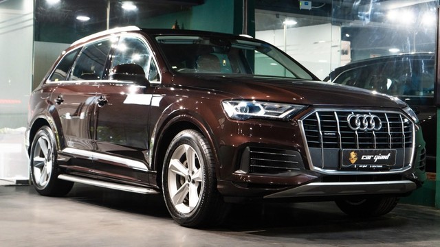 Second-hand 2022 Audi Q7 Technology BSVI for sale in New Delhi-3