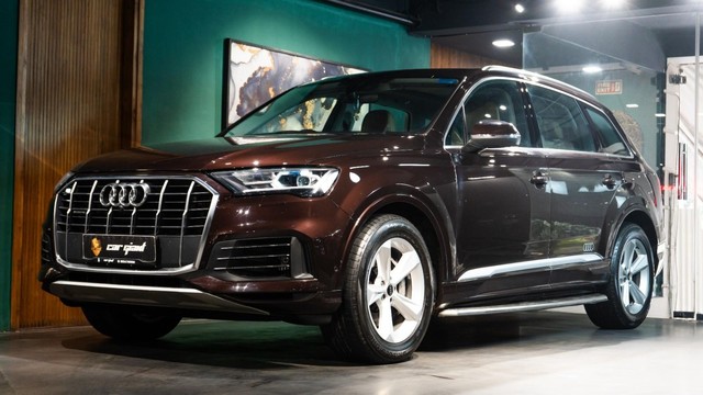 Second-hand 2022 Audi Q7 Technology BSVI for sale in New Delhi-4