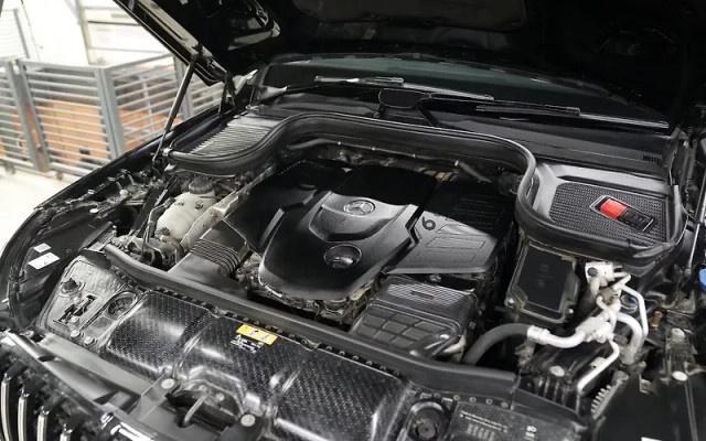 Second-hand 2023 Mercedes-Benz GLS 400d 4MATIC for sale in New Delhi-1