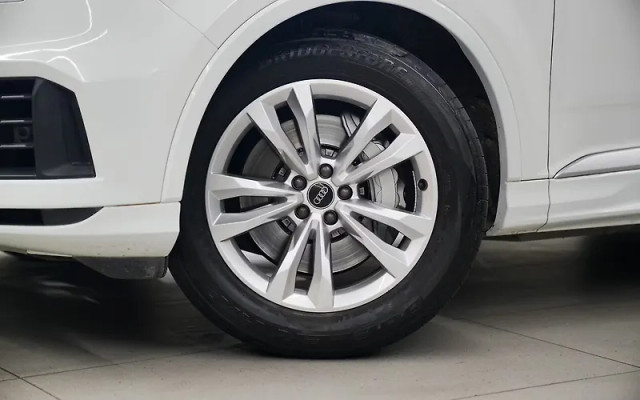 Audi Q7 Premium plus BSVI Second-hand 2022 Audi Q7 Premium plus BSVI for sale in New Delhi-3