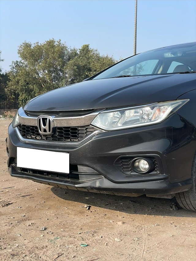Second-hand 2019 Honda City i-VTEC CVT VX for sale in New Delhi-17