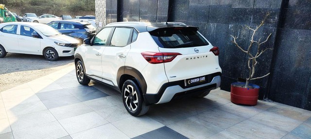 Second-hand 2021 Nissan Magnite Turbo CVT XV BSVI for sale in New Delhi-7