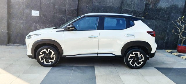 Second-hand 2021 Nissan Magnite Turbo CVT XV BSVI for sale in New Delhi-3