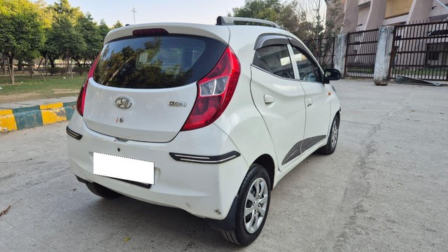 Second-hand 2017 Hyundai EON Era Plus for sale in Noida-6