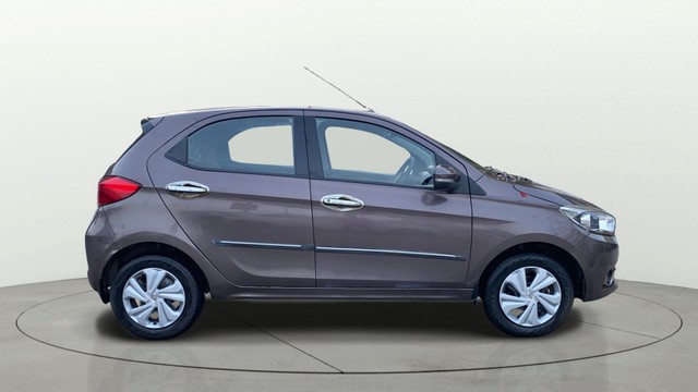 Second-hand 2019 Tata Tiago 1.2 Revotron XZ for sale in Patna-1