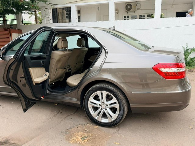 Second-hand 2013 Mercedes-Benz E-Class E 220 CDI Avantgarde for sale in Vadodara-14