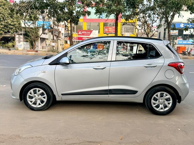 Second-hand 2019 Hyundai Grand i10 1.2 Kappa Magna BSIV for sale in Vadodara-3