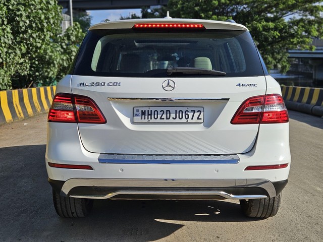 Second-hand 2014 Mercedes-Benz M-Class ML 250 CDI for sale in Mumbai-2