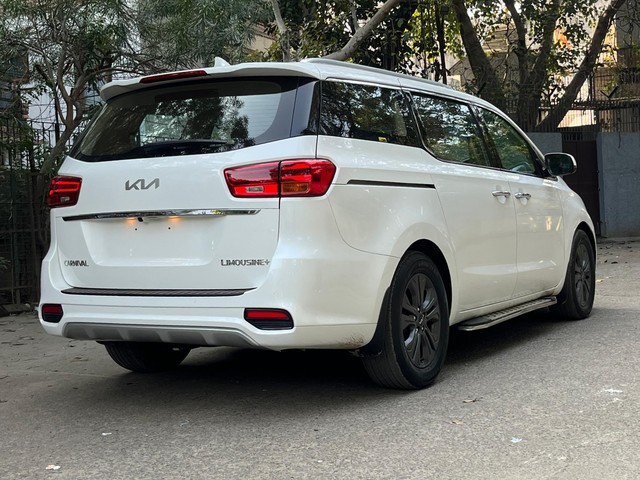 Second-hand 2022 Kia Carnival Limousine Plus for sale in New Delhi-22