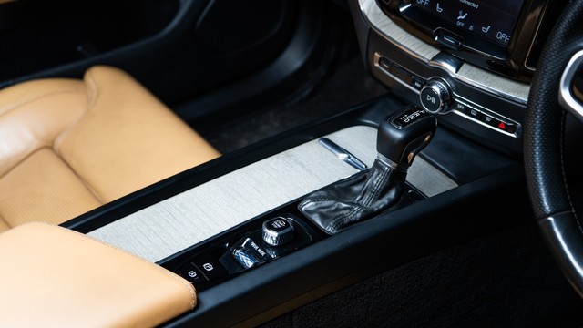 Second-hand 2019 Volvo XC60 Inscription D5 BSIV for sale in New Delhi-11