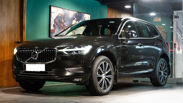 Second-hand 2019 Volvo XC60 Inscription D5 BSIV for sale in New Delhi-3