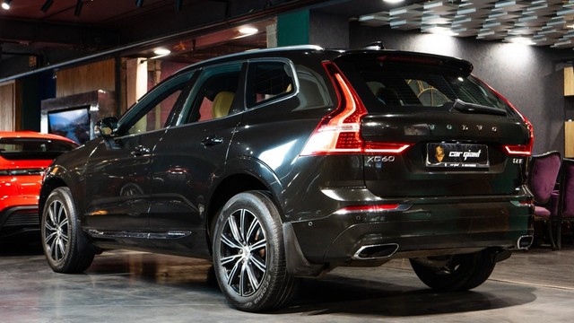 Second-hand 2019 Volvo XC60 Inscription D5 BSIV for sale in New Delhi-2
