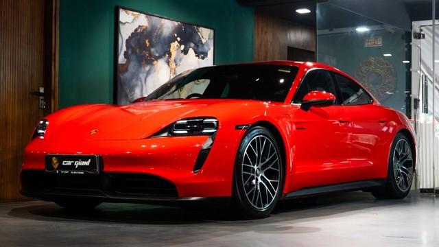 Second-hand 2024 Porsche Taycan 4S for sale in New Delhi-2