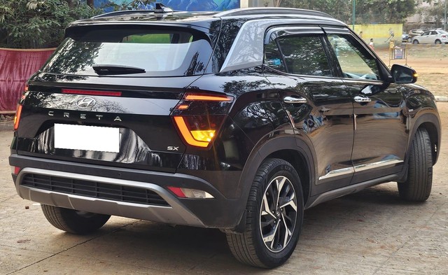 Second-hand 2023 Hyundai Creta SX IVT for sale in Thane-30