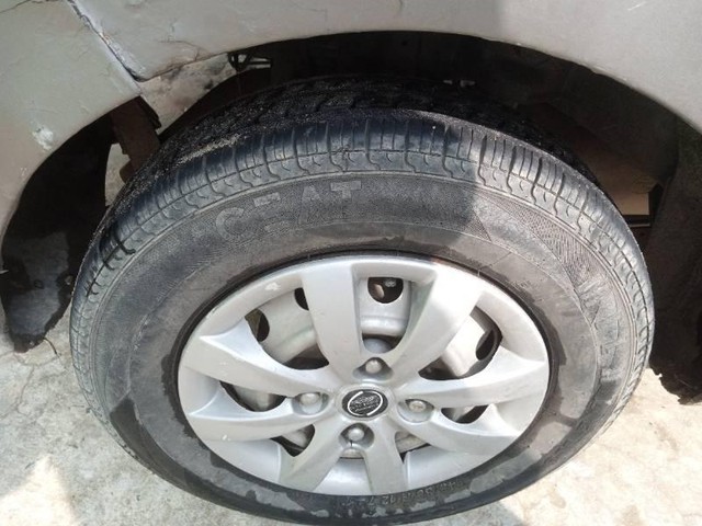 Second-hand 2013 Hyundai EON D Lite for sale in Bihar Sharif-8