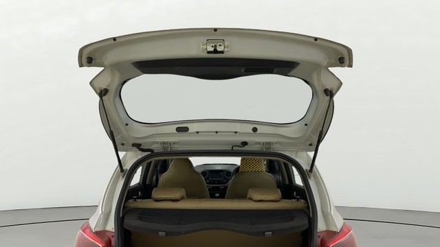 Second-hand 2017 Hyundai Grand i10 1.2 Kappa Asta for sale in Navi Mumbai-20