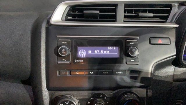 Second-hand 2017 Honda Jazz 1.2 S i VTEC for sale in Kolkata-8