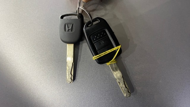 Second-hand 2017 Honda Jazz 1.2 S i VTEC for sale in Kolkata-4