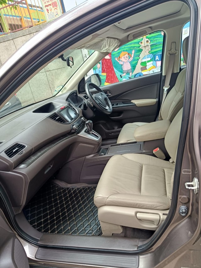 Second-hand 2016 Honda CR-V 2.0L 2WD AT for sale in New Delhi-13