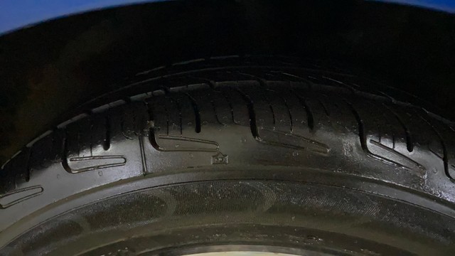 Second-hand 2018 Hyundai Grand i10 1.2 Kappa Asta for sale in Surat-32