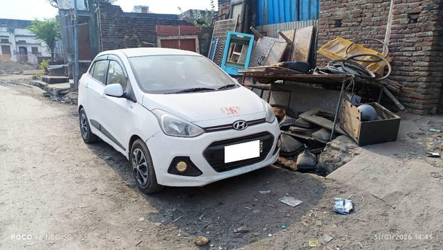 Hyundai Xcent 1.1 CRDi Base Second-hand 2015 Hyundai Xcent 1.1 CRDi Base for sale in Pali-0
